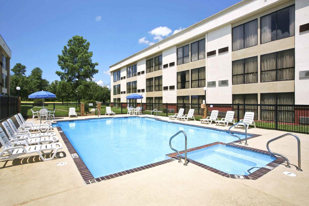 Quality Inn Texarkana Buitenkant foto